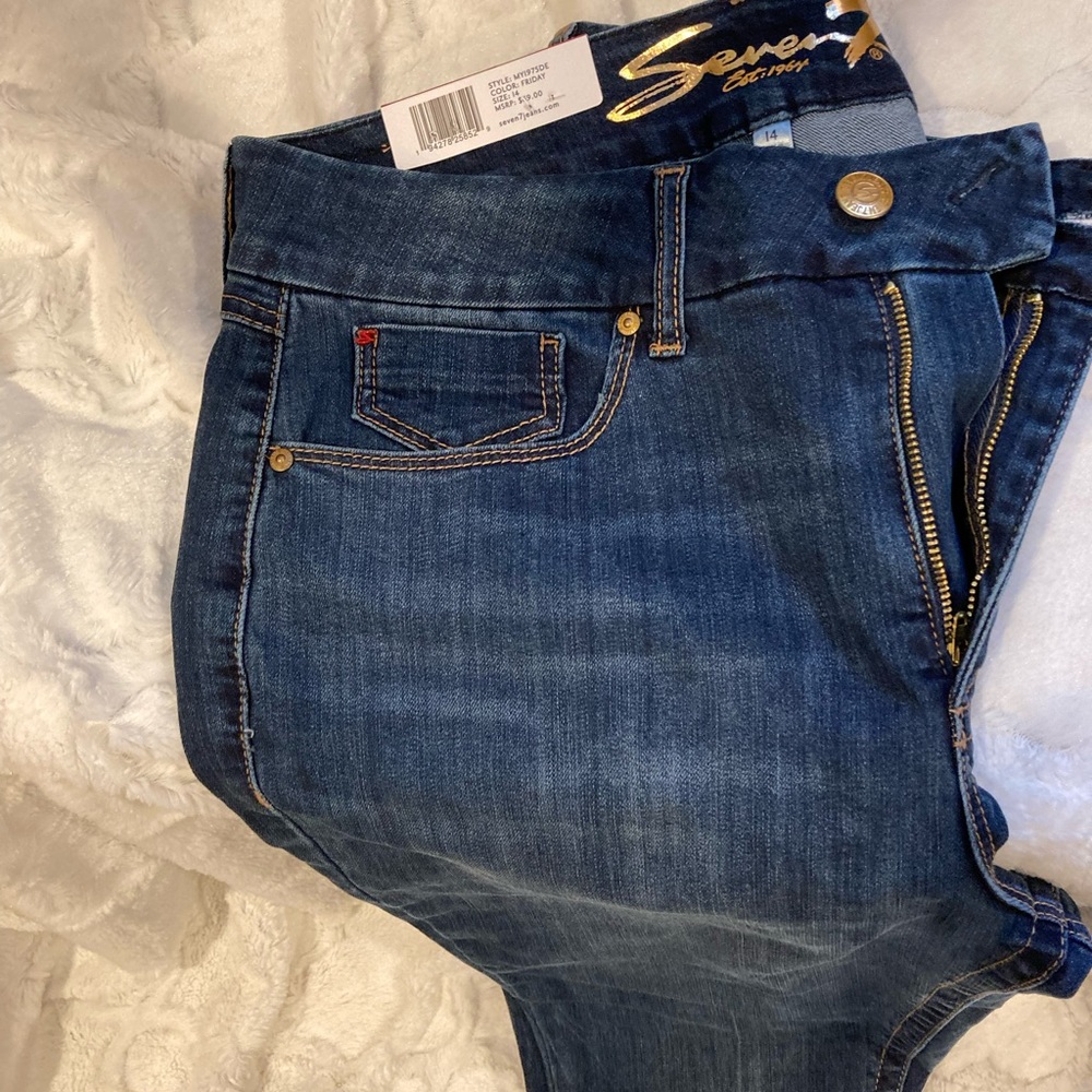 Seven7 Jeans - Picture 3 of 8